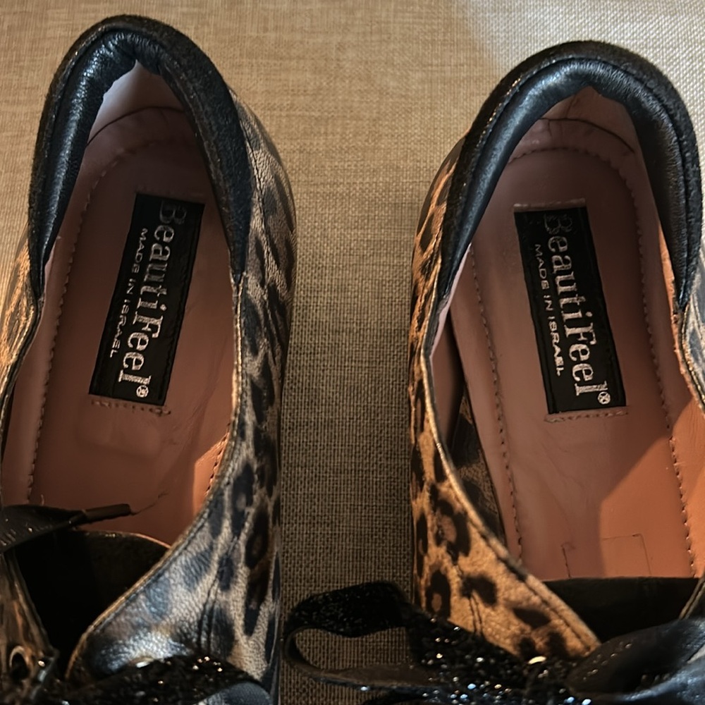 Beautiful Animal Print Leather/ Black Patent Sneakers 39 Excellent Condition - Picture 4 of 9